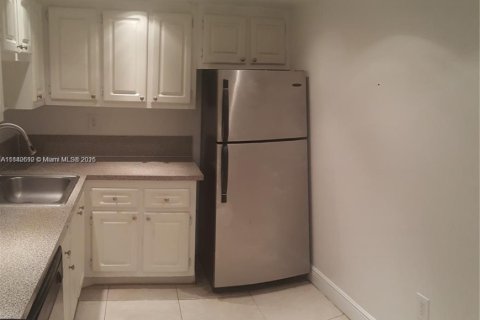 Copropriété à vendre à North Miami, Floride: 1 chambre, 62.52 m2 № 1834235 - photo 4