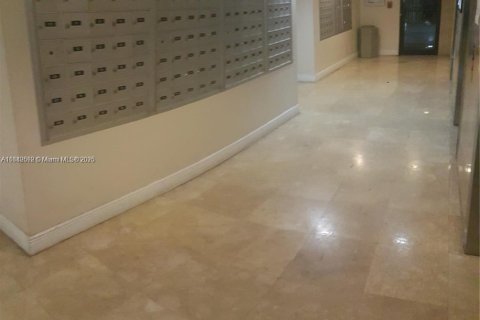 Copropriété à vendre à North Miami, Floride: 1 chambre, 62.52 m2 № 1834235 - photo 15