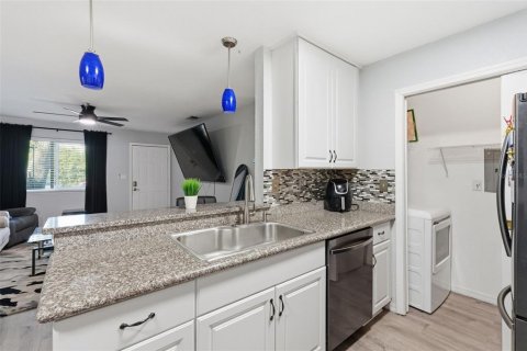 Copropriété à vendre à Saint Petersburg, Floride: 2 chambres, 95.5 m2 № 2101398 - photo 10