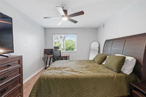 Copropriété à vendre à Saint Petersburg, Floride: 2 chambres, 95.5 m2 № 2101398 - photo 13