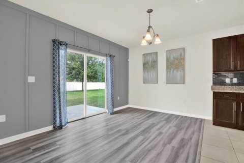 House in Valrico, Florida 4 bedrooms, 187.85 sq.m. № 1903454 - photo 14