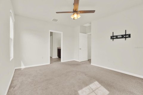 House in Valrico, Florida 4 bedrooms, 187.85 sq.m. № 1903454 - photo 26