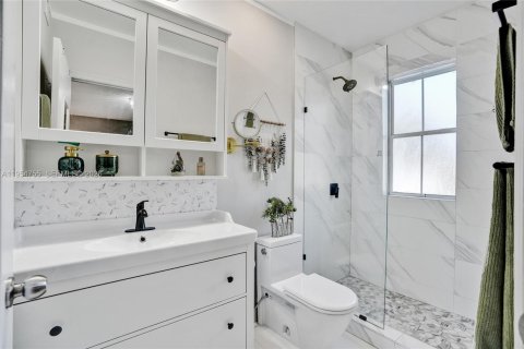 Casa en venta en Miramar, Florida, 2 dormitorios, 107.12 m2 № 2009264 - foto 14