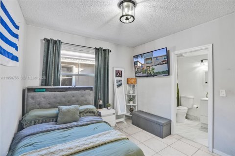 Casa en venta en Miramar, Florida, 2 dormitorios, 107.12 m2 № 2009264 - foto 21