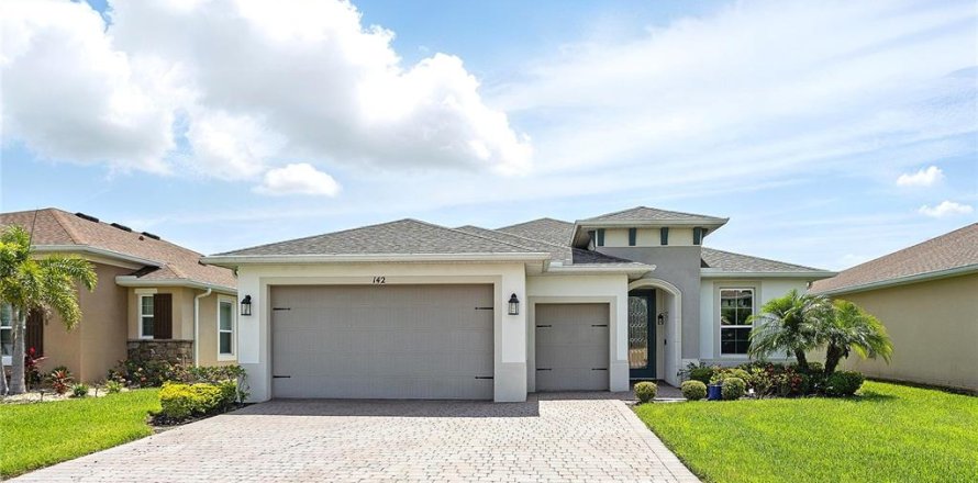 Casa en Kissimmee, Florida 3 dormitorios, 241.36 m2 № 1754464