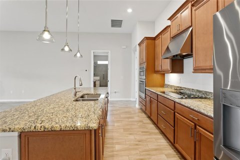 Casa en venta en Kissimmee, Florida, 3 dormitorios, 241.36 m2 № 1754464 - foto 10