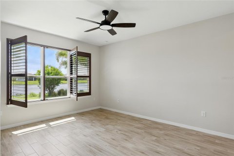 Casa en venta en Kissimmee, Florida, 3 dormitorios, 241.36 m2 № 1754464 - foto 16