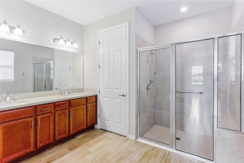 Casa en venta en Kissimmee, Florida, 3 dormitorios, 241.36 m2 № 1754464 - foto 20