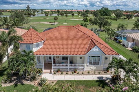 Villa ou maison à Punta Gorda, Floride 3 chambres, 213.58 m2 № 2349156