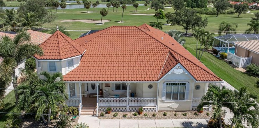 Villa ou maison à Punta Gorda, Floride 3 chambres, 213.58 m2 № 2349156