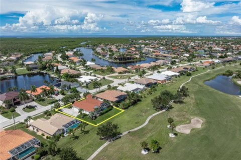 Villa ou maison à vendre à Punta Gorda, Floride: 3 chambres, 213.58 m2 № 2349156 - photo 11