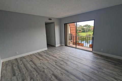 Adosado en venta en Delray Beach, Florida, 2 dormitorios, 114.46 m2 № 1210317 - foto 1
