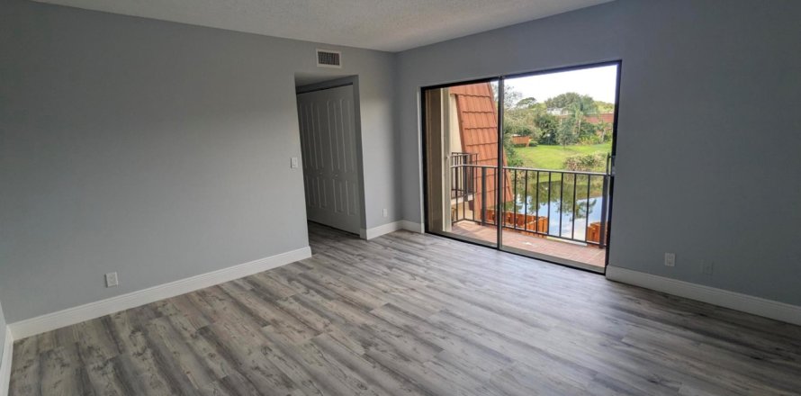 Adosado en Delray Beach, Florida 2 dormitorios, 114.46 m2 № 1210317