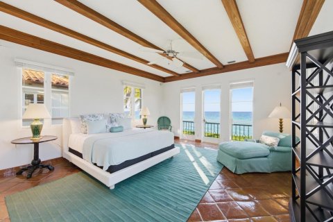 House in Palm Beach, Florida 6 bedrooms, 502.6 sq.m. № 2087710 - photo 21