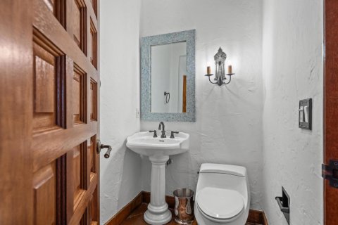 House in Palm Beach, Florida 6 bedrooms, 502.6 sq.m. № 2087710 - photo 12