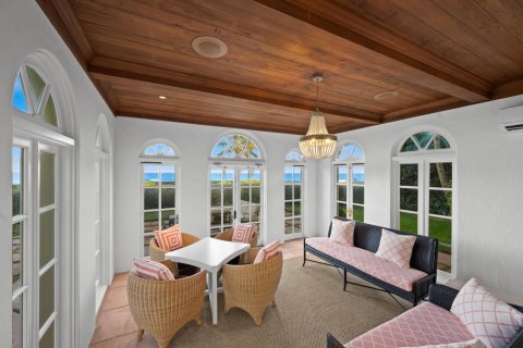 House in Palm Beach, Florida 6 bedrooms, 502.6 sq.m. № 2087710 - photo 17
