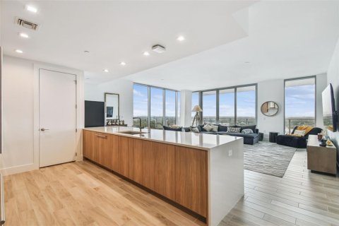 Condo in Tampa, Florida, 3 bedrooms  № 1786231 - photo 12