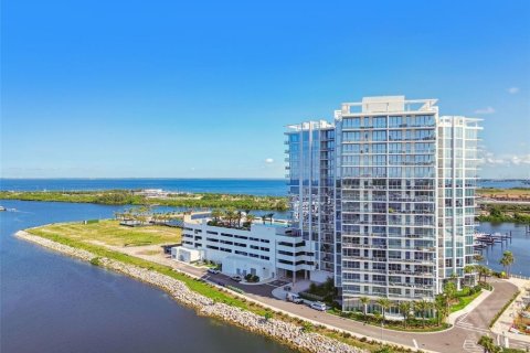 Condo in Tampa, Florida, 3 bedrooms  № 1786231 - photo 1