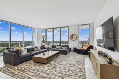 Condo in Tampa, Florida, 3 bedrooms  № 1786231 - photo 9