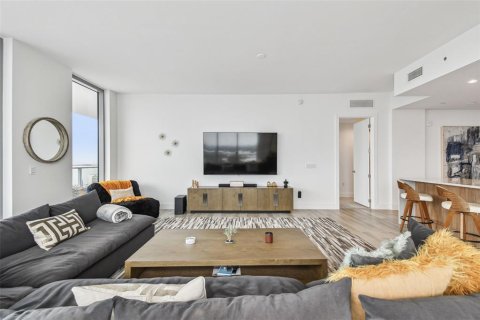 Condo in Tampa, Florida, 3 bedrooms  № 1786231 - photo 26