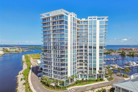 Condo in Tampa, Florida, 3 bedrooms  № 1786231 - photo 2