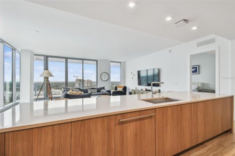 Condo in Tampa, Florida, 3 bedrooms  № 1786231 - photo 21