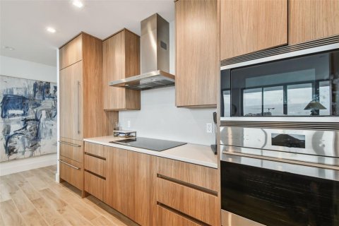 Condo in Tampa, Florida, 3 bedrooms  № 1786231 - photo 22