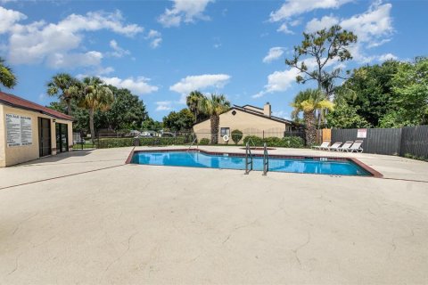 Duplex in Orlando, Florida 2 bedrooms, 95.04 sq.m. № 1828114 - photo 24