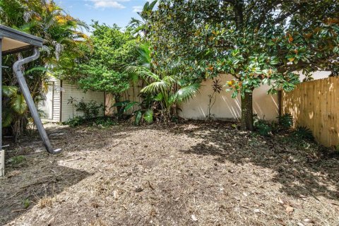 Duplex in Orlando, Florida 2 bedrooms, 95.04 sq.m. № 1828114 - photo 21
