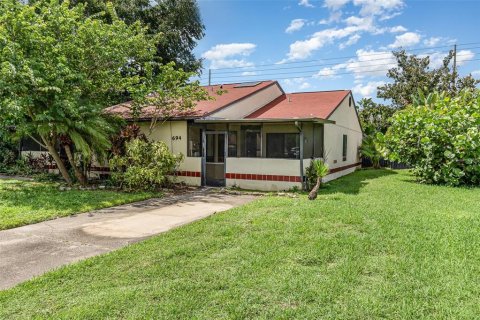 Duplex in Orlando, Florida 2 bedrooms, 95.04 sq.m. № 1828114 - photo 1