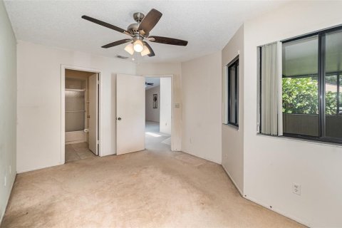 Duplex in Orlando, Florida 2 bedrooms, 95.04 sq.m. № 1828114 - photo 15