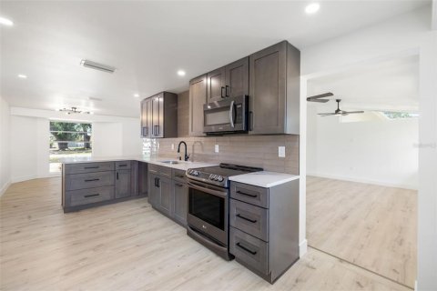 Casa en venta en Sarasota, Florida, 3 dormitorios, 176.51 m2 № 1620174 - foto 8