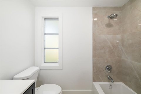 Casa en venta en Sarasota, Florida, 3 dormitorios, 176.51 m2 № 1620174 - foto 27