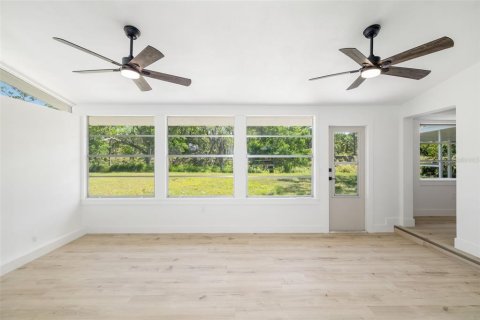 Casa en venta en Sarasota, Florida, 3 dormitorios, 176.51 m2 № 1620174 - foto 10