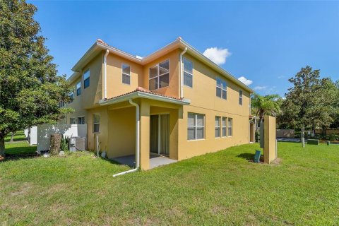 Touwnhouse à vendre à Kissimmee, Floride: 4 chambres, 173.91 m2 № 2334234 - photo 6