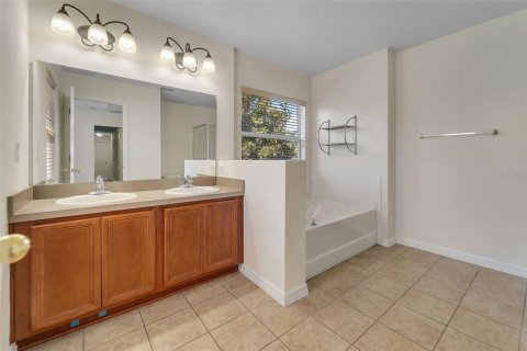 Touwnhouse à vendre à Kissimmee, Floride: 4 chambres, 173.91 m2 № 2334234 - photo 30