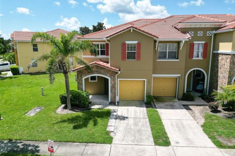 Touwnhouse à vendre à Kissimmee, Floride: 4 chambres, 173.91 m2 № 2334234 - photo 3