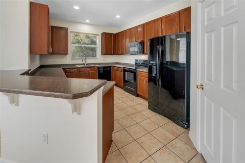Touwnhouse à vendre à Kissimmee, Floride: 4 chambres, 173.91 m2 № 2334234 - photo 21