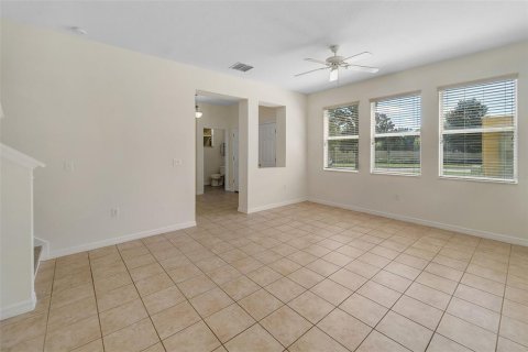 Touwnhouse à vendre à Kissimmee, Floride: 4 chambres, 173.91 m2 № 2334234 - photo 18