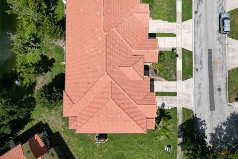 Touwnhouse à vendre à Kissimmee, Floride: 4 chambres, 173.91 m2 № 2334234 - photo 7