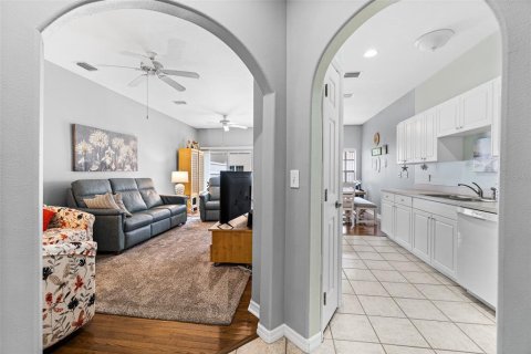 Adosado en venta en Cocoa Beach, Florida, 3 dormitorios, 155.52 m2 № 1783431 - foto 9
