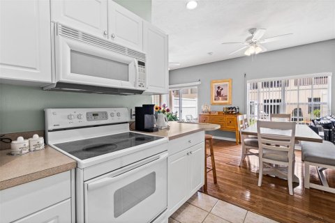 Adosado en venta en Cocoa Beach, Florida, 3 dormitorios, 155.52 m2 № 1783431 - foto 12