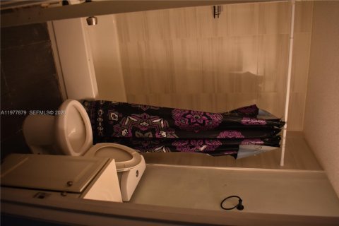 Villa ou maison à vendre à Fort Lauderdale, Floride: 3 chambres, 81.75 m2 № 2042440 - photo 21