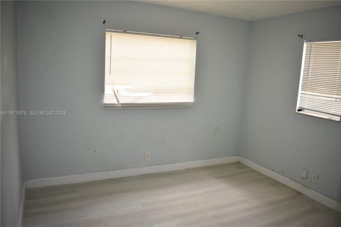 Villa ou maison à vendre à Fort Lauderdale, Floride: 3 chambres, 81.75 m2 № 2042440 - photo 17