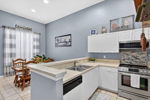 Condominio en venta en Newberry, Florida, 3 dormitorios, 153.29 m2 № 1879938 - foto 12