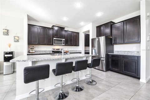 House in Wesley Chapel, Florida 4 bedrooms, 307.79 sq.m. № 1546661 - photo 21