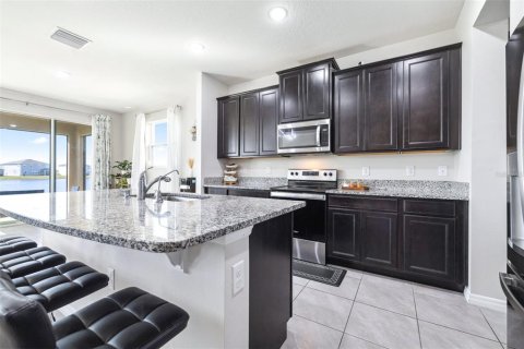 House in Wesley Chapel, Florida 4 bedrooms, 307.79 sq.m. № 1546661 - photo 22