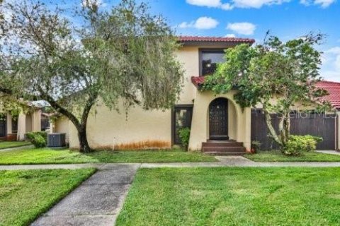 Townhouse in Kissimmee, Florida 3 bedrooms, 147.34 sq.m. № 2223061