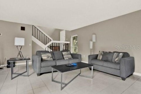 Adosado en venta en Kissimmee, Florida, 3 dormitorios, 147.34 m2 № 2223061 - foto 5