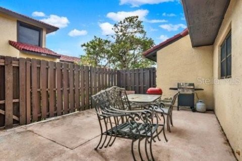 Adosado en venta en Kissimmee, Florida, 3 dormitorios, 147.34 m2 № 2223061 - foto 23